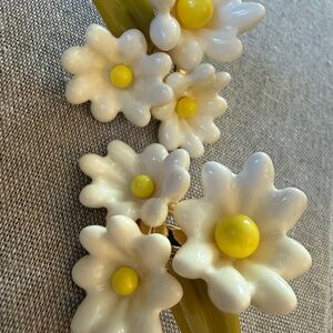 Lele Sadoughi White and Yellow Daisy Cluster Earrings